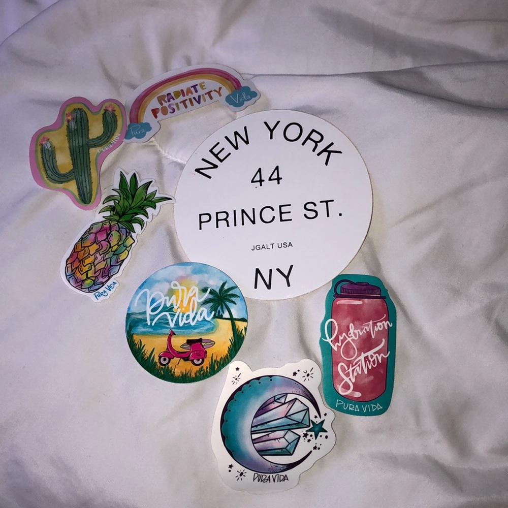 Purivida Brandy Melville Stickers